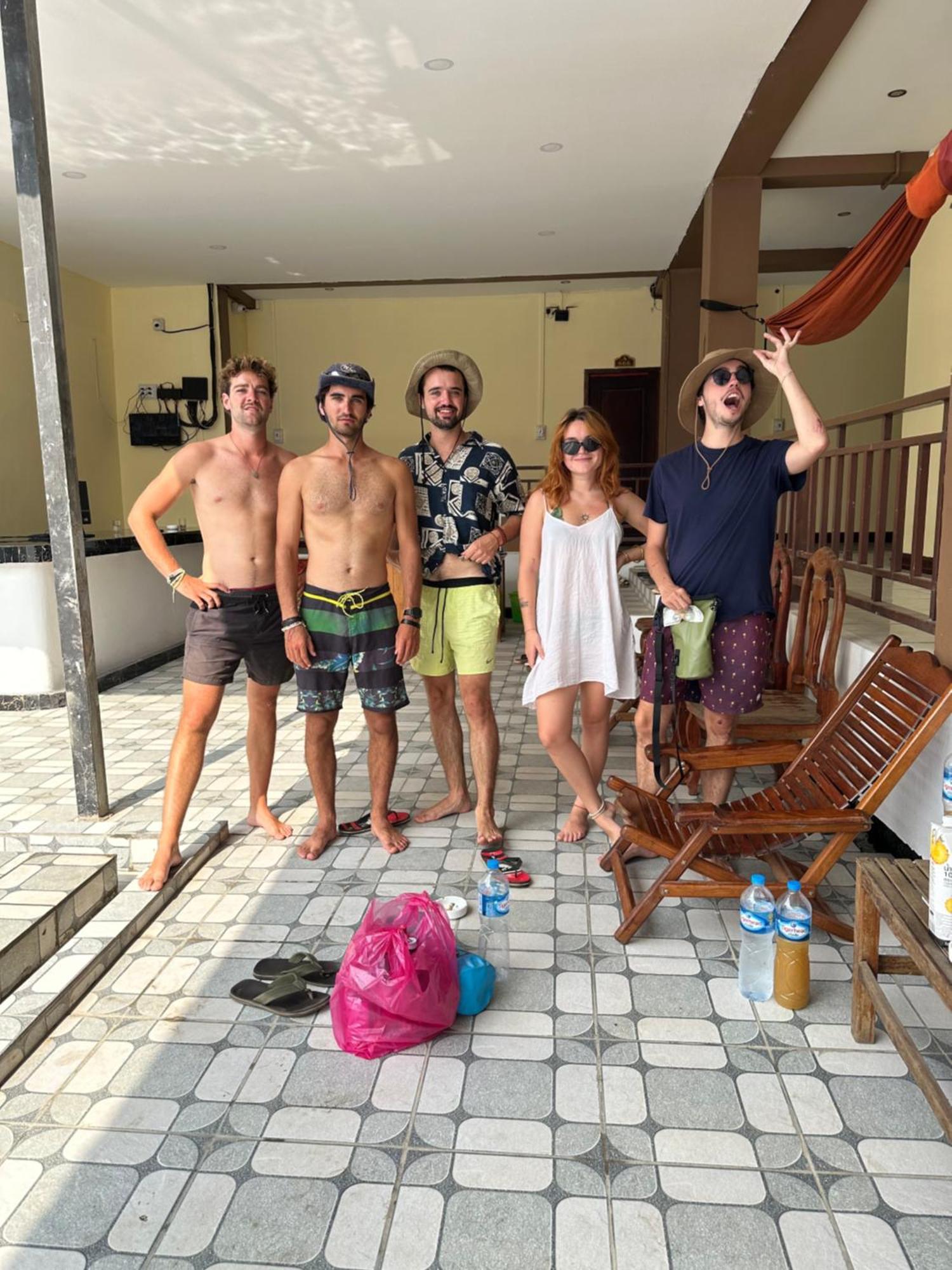 Vang Vieng Guesthouse Buitenkant foto